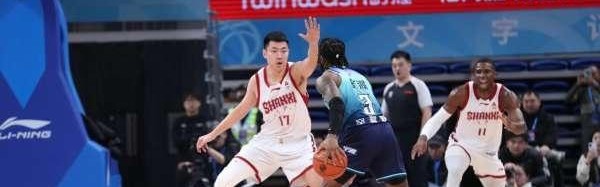 太离谱了！2米22中锋0分0助，仅抢了1个篮板，在场上竟然防自己人