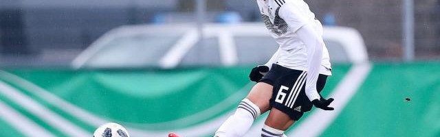 开云-像哥哥那样改投德国队，但小恩梅沙的前路不会平坦